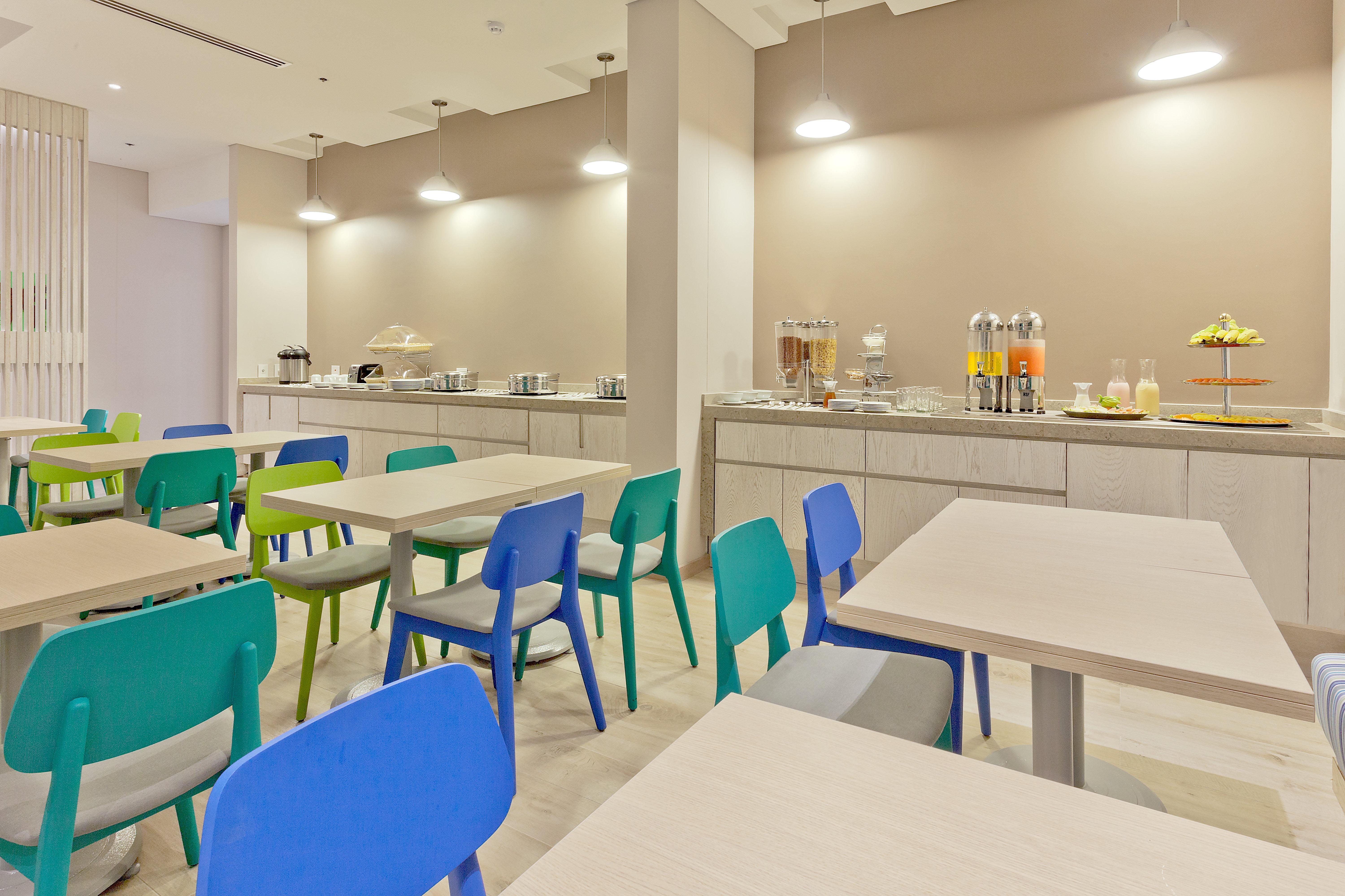Holiday Inn Express Yopal By Ihg Bagian luar foto