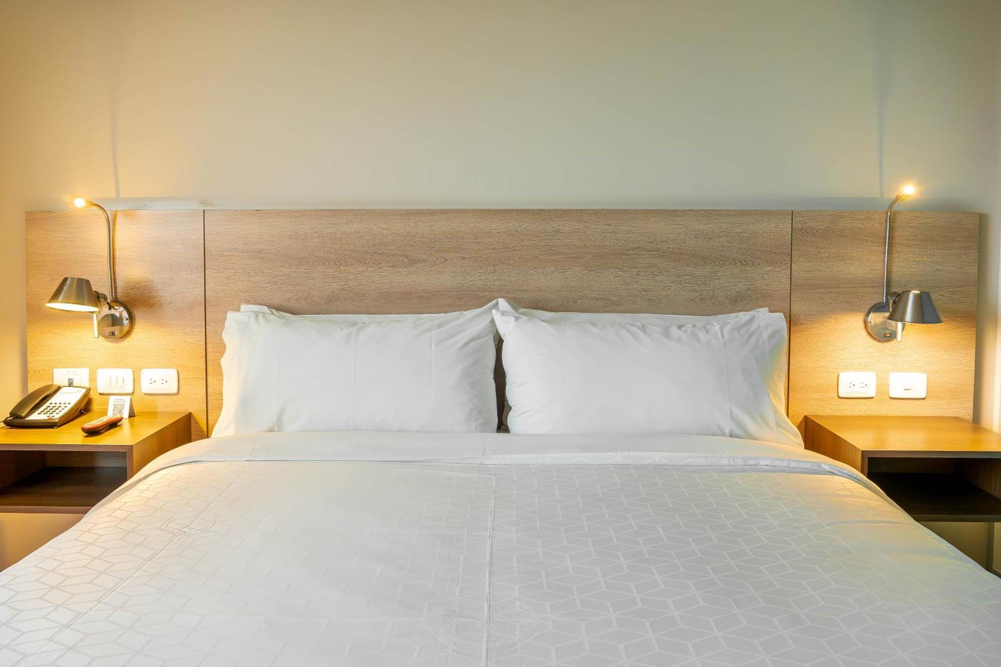 Holiday Inn Express Yopal By Ihg Bagian luar foto